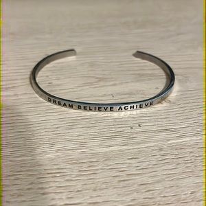 Dream, Believe, Achieve MantraBand